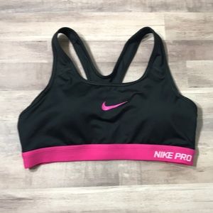 Nike Pro Sports Bra